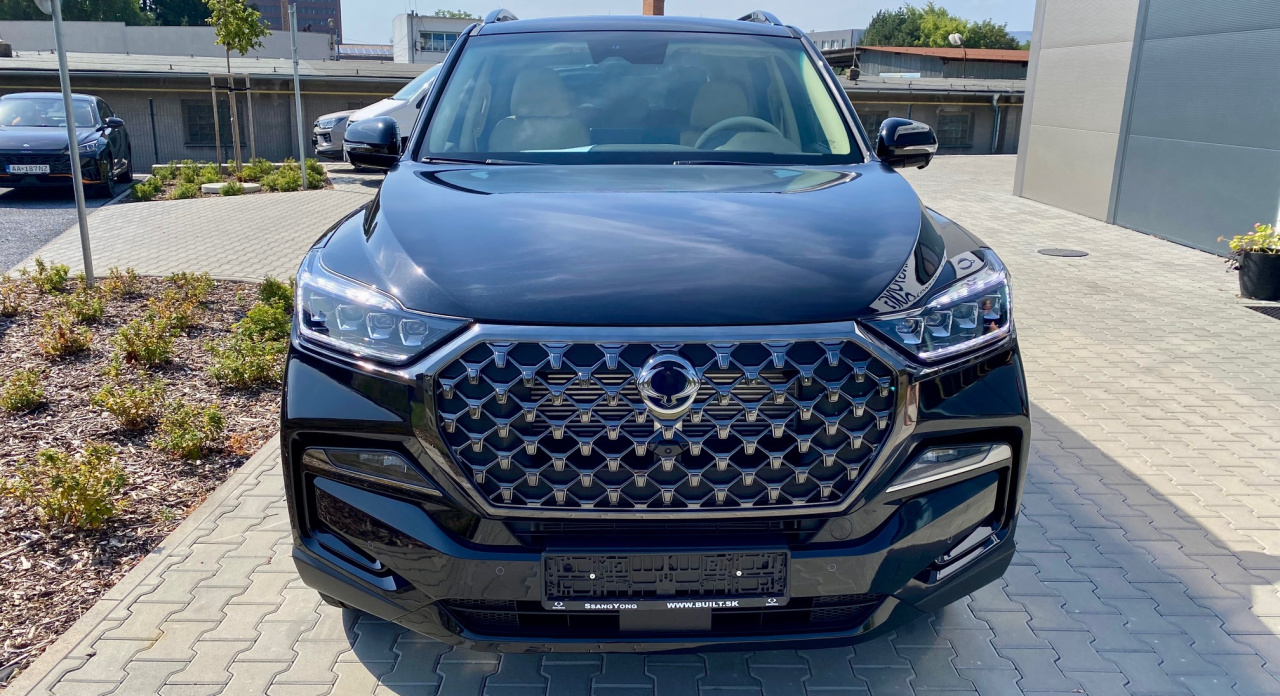 Rexton BLACK EDITION svetlá koža