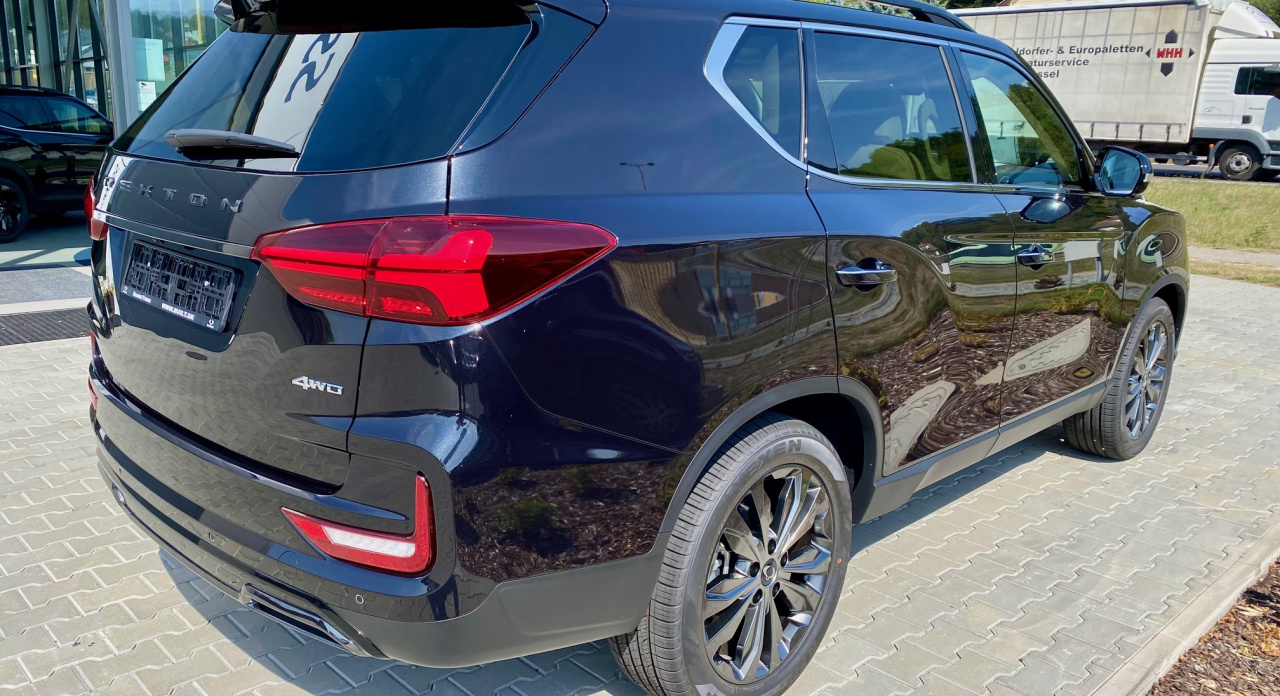 Rexton BLACK EDITION svetlá koža