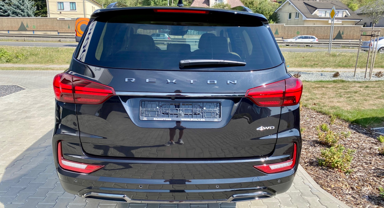Rexton BLACK EDITION svetlá koža