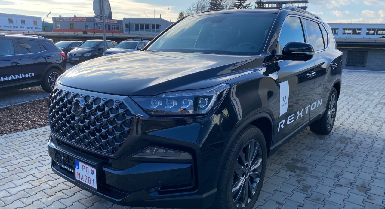 Rexton Black Edition